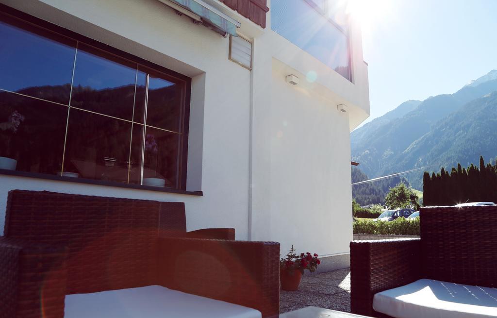 Hotel & Suites Glueck Auf Mayrhofen Exterior foto