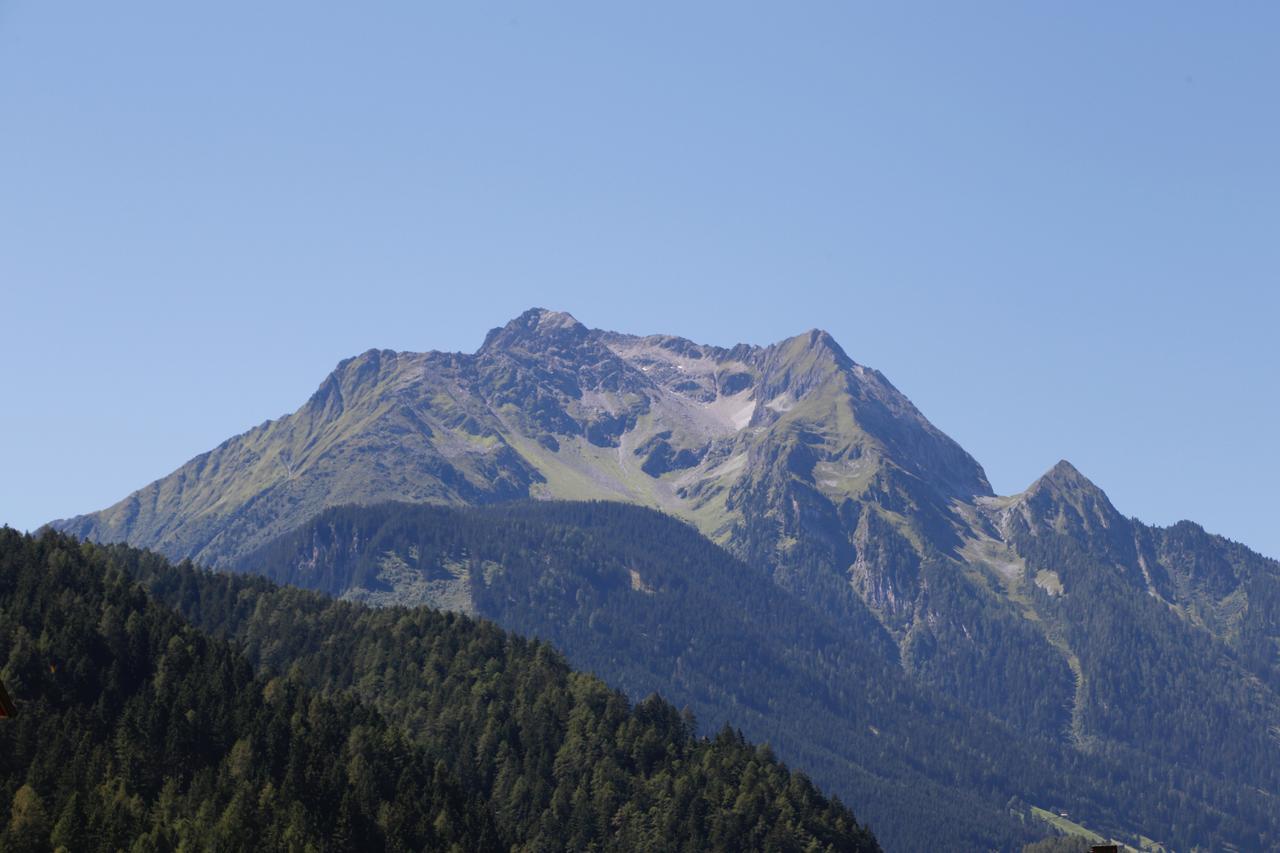 Hotel & Suites Glueck Auf Mayrhofen Exterior foto